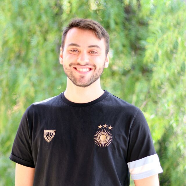 Simon  Ramirez